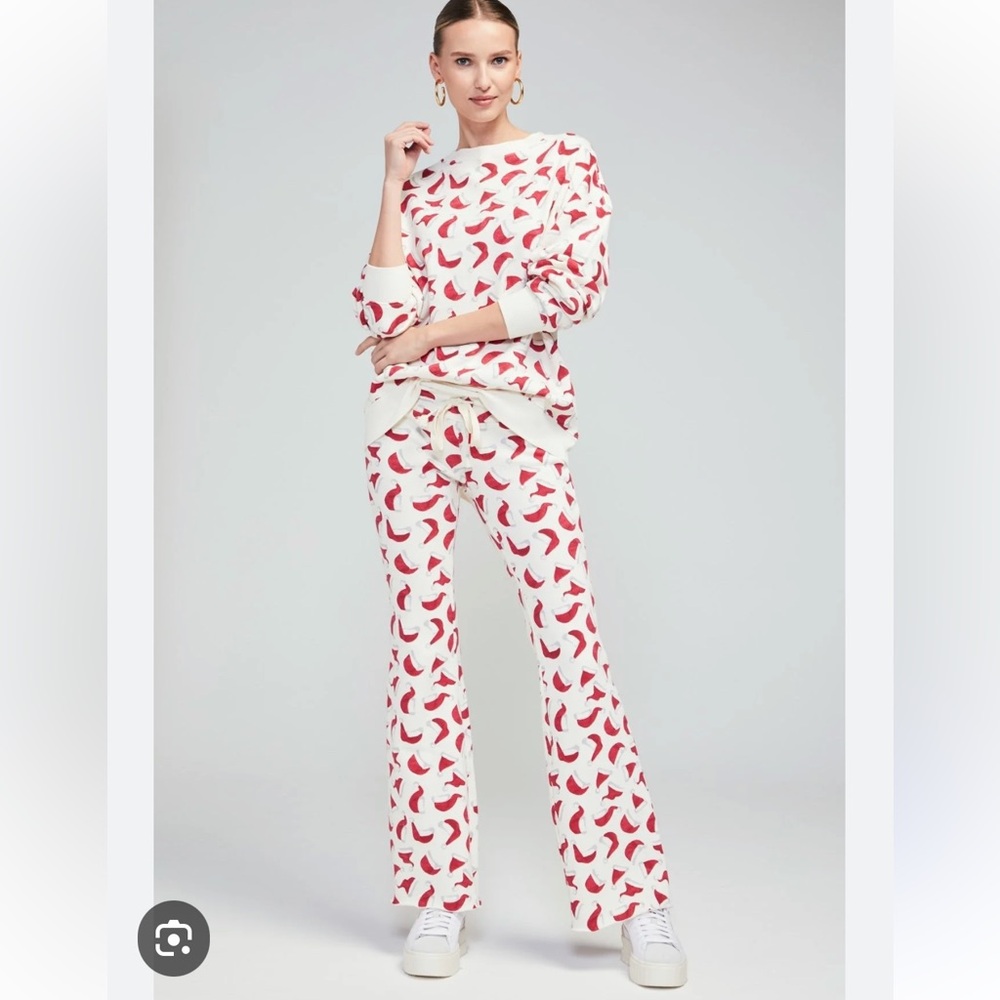 WILDFOX Couture Santa Baby Hat Joggers Size Small NWT